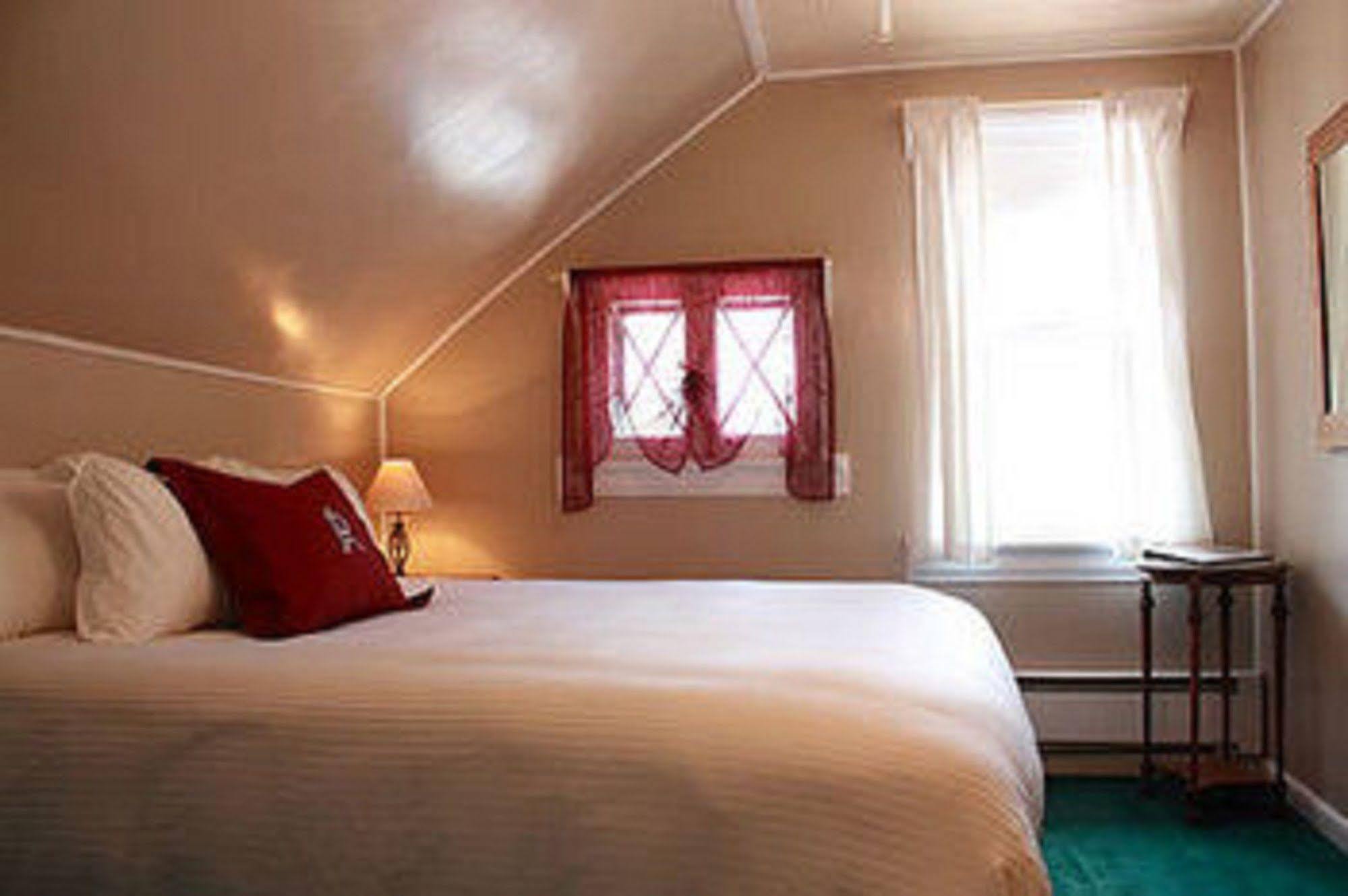 The Historic Redstone Inn エクステリア 写真