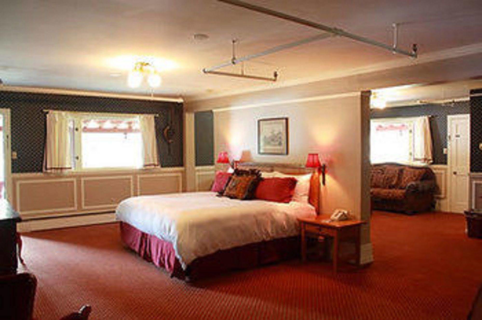 The Historic Redstone Inn エクステリア 写真