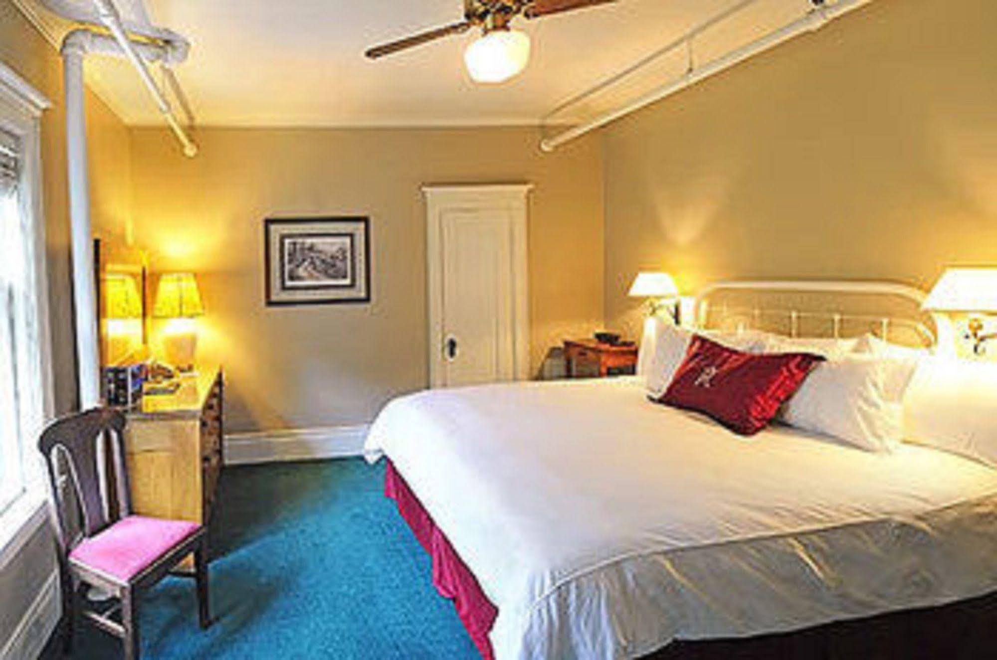The Historic Redstone Inn 部屋 写真